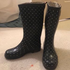 Chookapolka dot rain boots